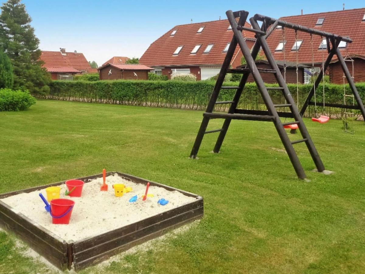Ferienhaus Mit Grossem Garten In Nessmersiel Exterior foto